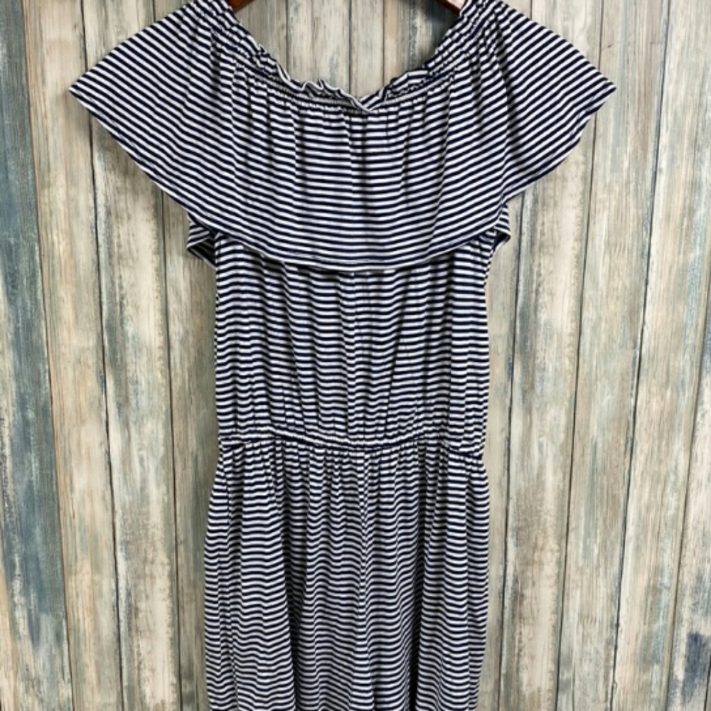 Shorts Romper Sz Med Abercrombie & Fitch